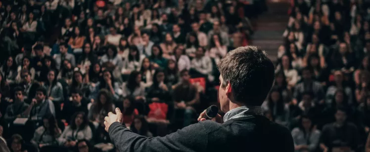 Mid-Presentation Stage Fright: How to calm your nerves in the middle of a presentation