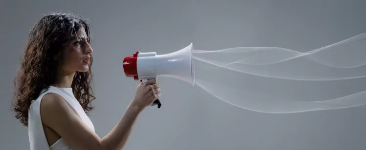 Leadership Language: 8 “Wiggle Words” Killing your Executive Presence